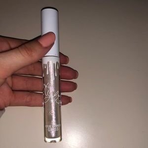Kylie Cosmetics lip gloss shade sugar